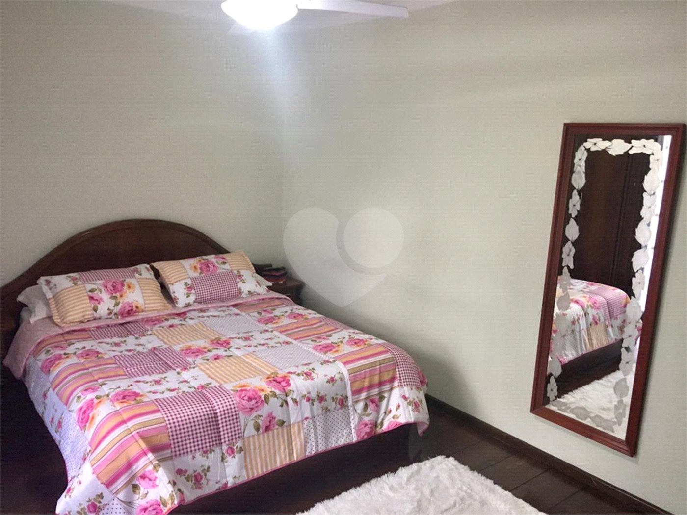 Sobrado à venda com 3 quartos em Vila Galvão, Guarulhos, SP
