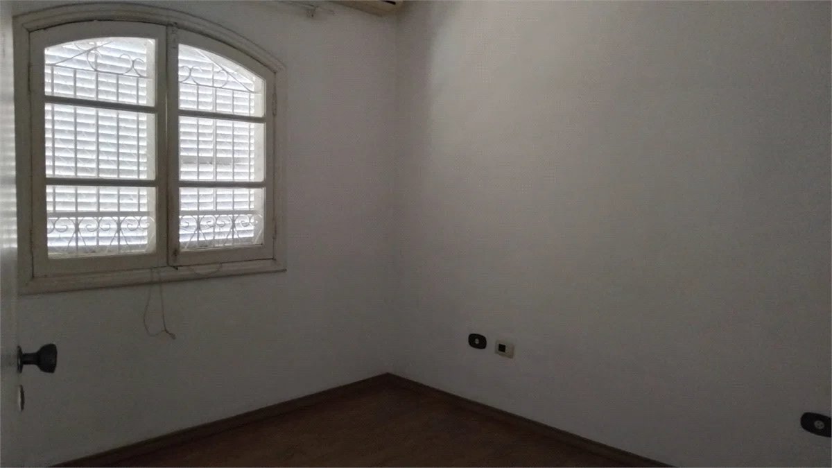 Sobrado à venda com 3 quartos, sendo 1 suíte, em Jardim Bonfiglioli, São Paulo, SP