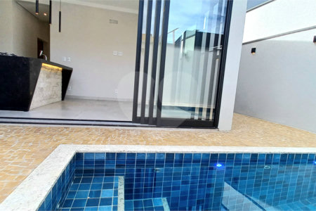 Casa Térrea à venda com 3 suítes em Jardim Valencia, Ribeirão Preto, SP