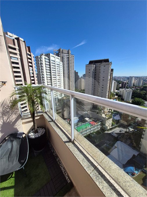 Cobertura à venda ou para alugar com 3 suítes em Vila Suzana, São Paulo, SP