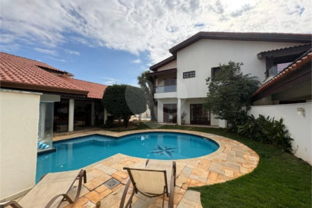 Casa à venda com 4 suítes no condomínio Granja Olga II, Sorocaba - SP