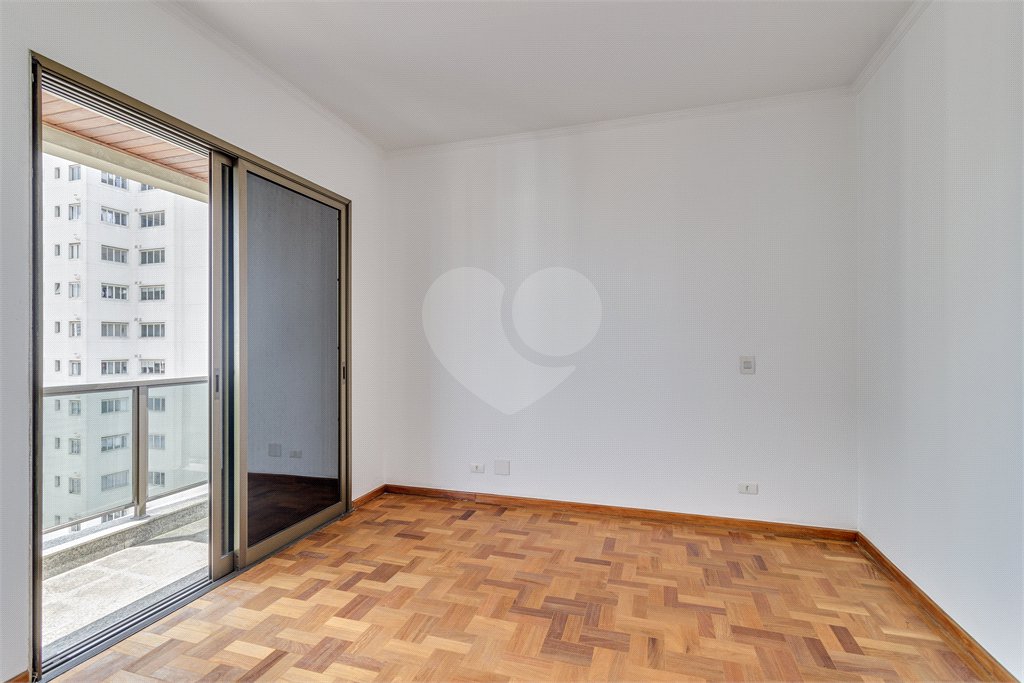 Apartamento à venda com 2 quartos, sendo 1 suíte, em Campo Belo, São Paulo, SP