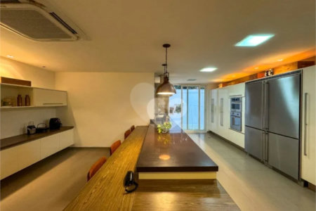 Casa à venda com 5 suítes no condomínio Malibu, Rio de Janeiro - RJ