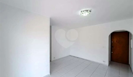 Apartamento à venda com 2 quartos, sendo 1 suíte,  em Cambuci, São Paulo, SP