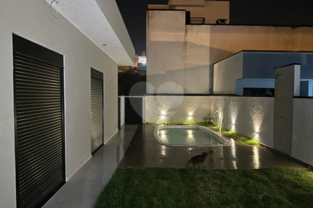 Terreno à venda com 3 suítes no condomínio Residencial Veneza, Mogi das Cruzes - SP