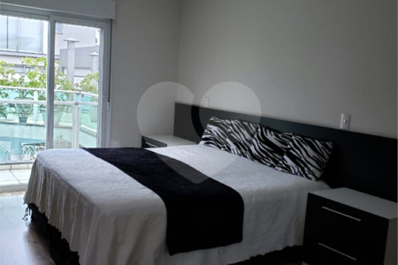Casa à venda ou para alugar com 4 suítes no condomínio Suzano, Suzano - SP