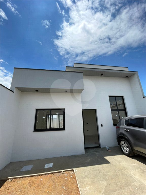 Casa à venda com 3 quartos, sendo 1 suíte, em Jardim Novo São Pedro, Salto, SP