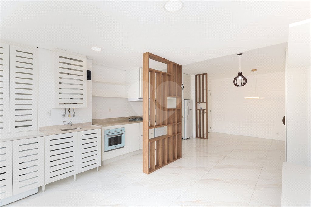 Apartamento à venda com 2 quartos, sendo 1 suíte, em Perdizes, São Paulo, SP