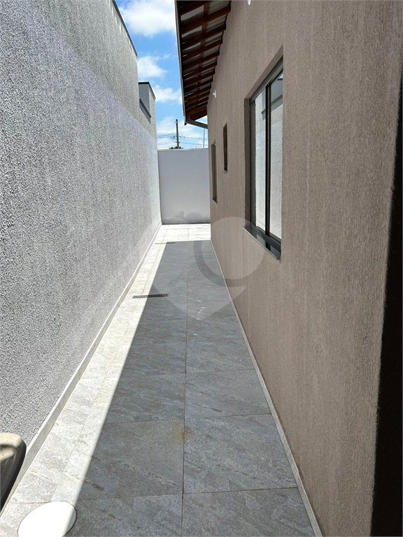 Casa à venda com 2 quartos, sendo 1 suíte, em Residencial Antares, Taubaté, SP