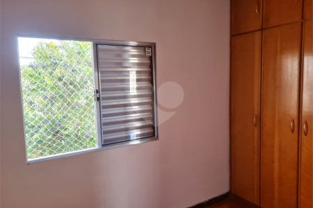 Sobrado à venda com 2 quartos, sendo 1 suíte, em Jardim Ivana, São Paulo, SP