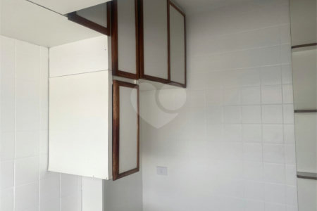 Apartamento à venda com 3 quartos em Vila Leonor, Guarulhos, SP