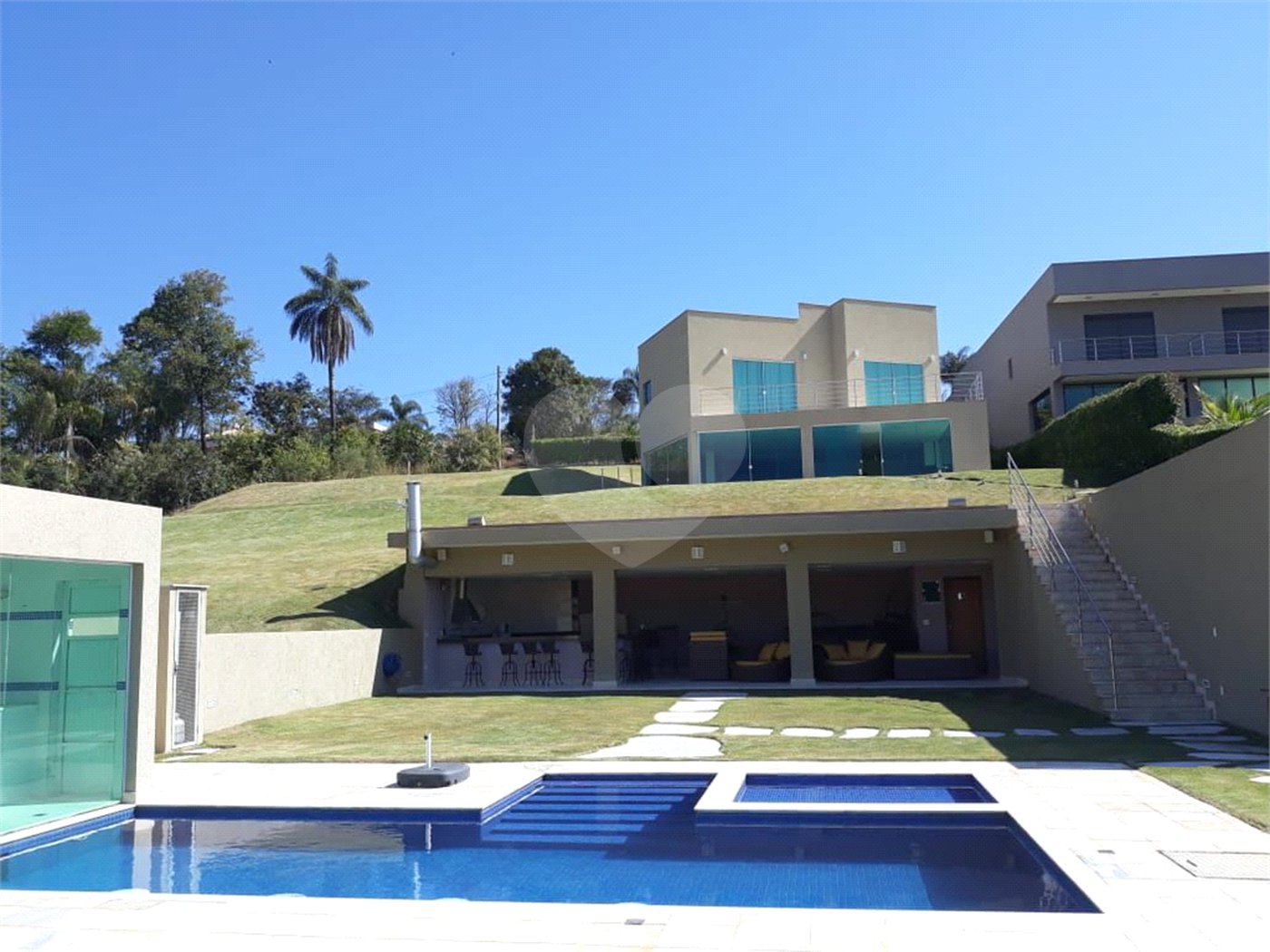 Condomínio à venda com 6 quartos, sendo 5 suítes, no Centro, Capitólio, MG