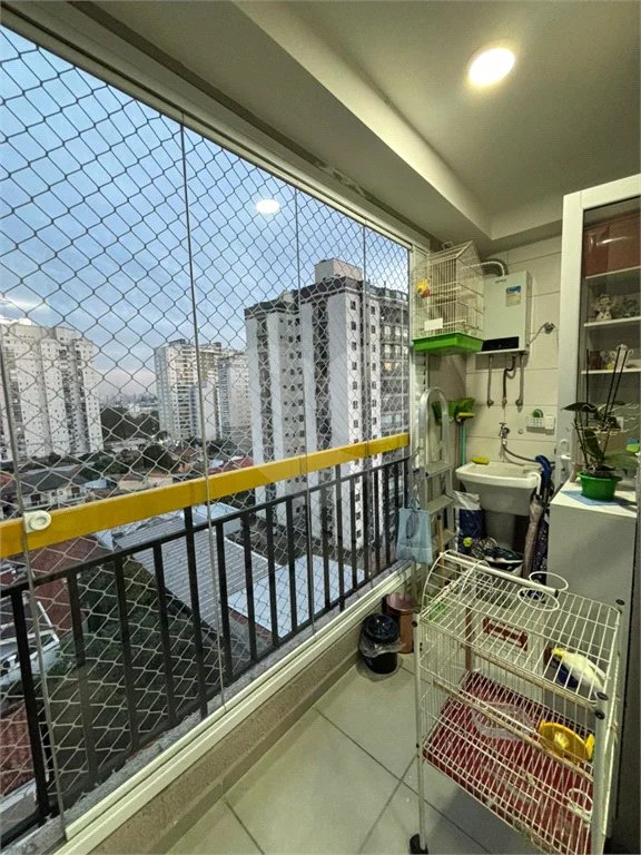 Apartamento para venda e locação com 2 quartos e 1 vaga na Vila Rosália