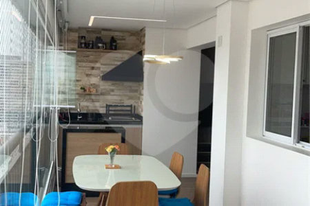 Condomínio Clube Apartamento Varanda gourmet 2 dormitórios sendo 1 suíte 1 vagas.