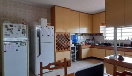Sobrado à venda com 3 quartos, sendo 2 suítes, em Parada Inglesa, São Paulo, SP