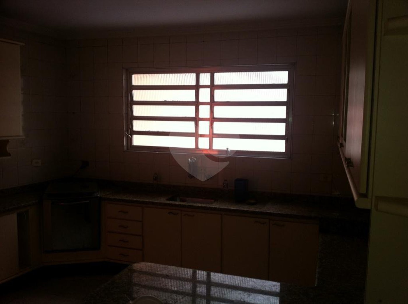 Sobrado à venda com 3 quartos, sendo 1 suíte, em Chora Menino, São Paulo, SP