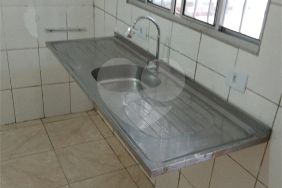 Casa à venda com 2 quartos no condomínio Residencial Armênia, Ferraz de Vasconcelos - SP