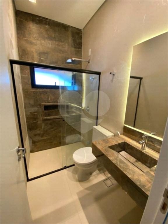 Casa à venda com 3 quartos, sendo 1 suíte, no condomínio Lagos D´icaraí, Salto - SP