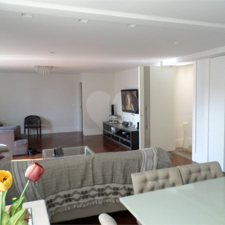 Apartamento à venda com 4 quartos, sendo 2 suítes, em Jardim Londrina, São Paulo, SP