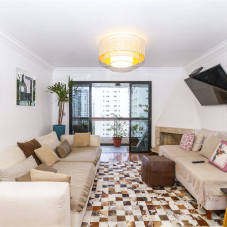 Apartamento à venda com 4 quartos, sendo 1 suíte, em Indianópolis, São Paulo, SP