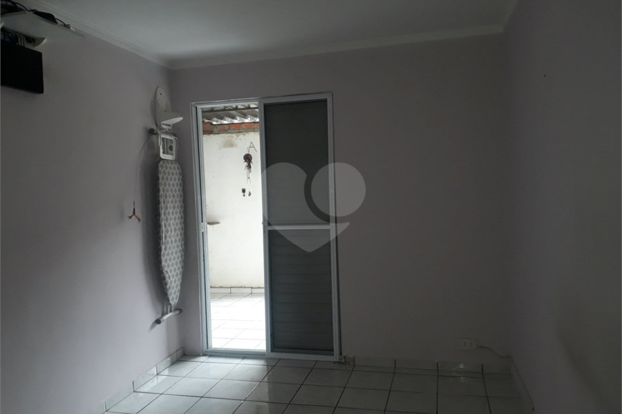 Sobrado à venda com 2 quartos em Tremembé, São Paulo, SP