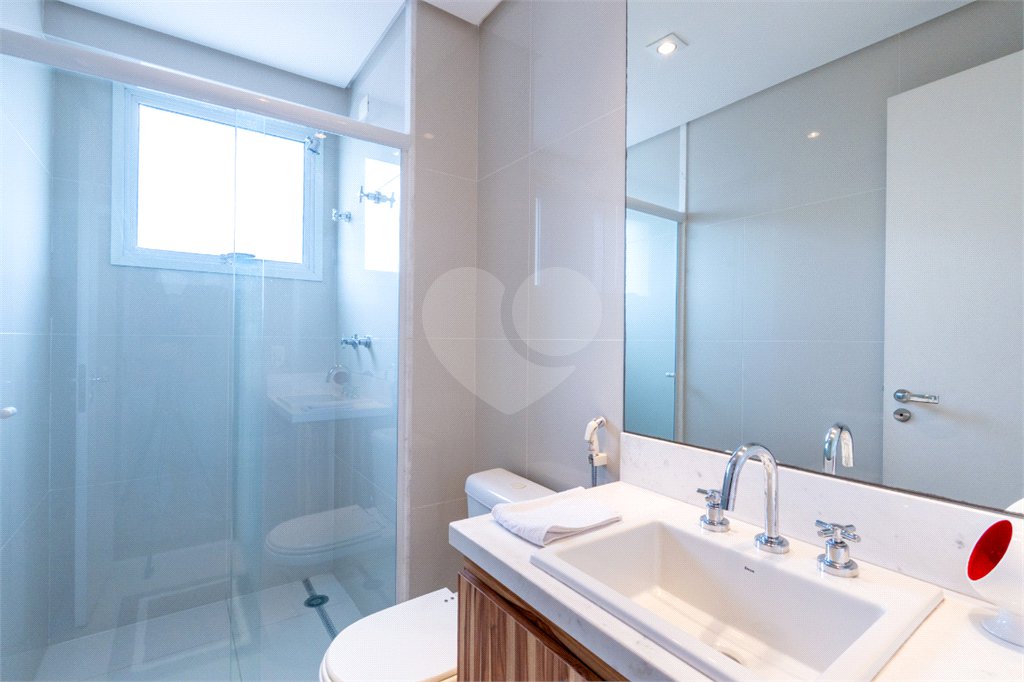 Apartamento à venda com 3 suítes em Vila Nova Conceição, São Paulo, SP