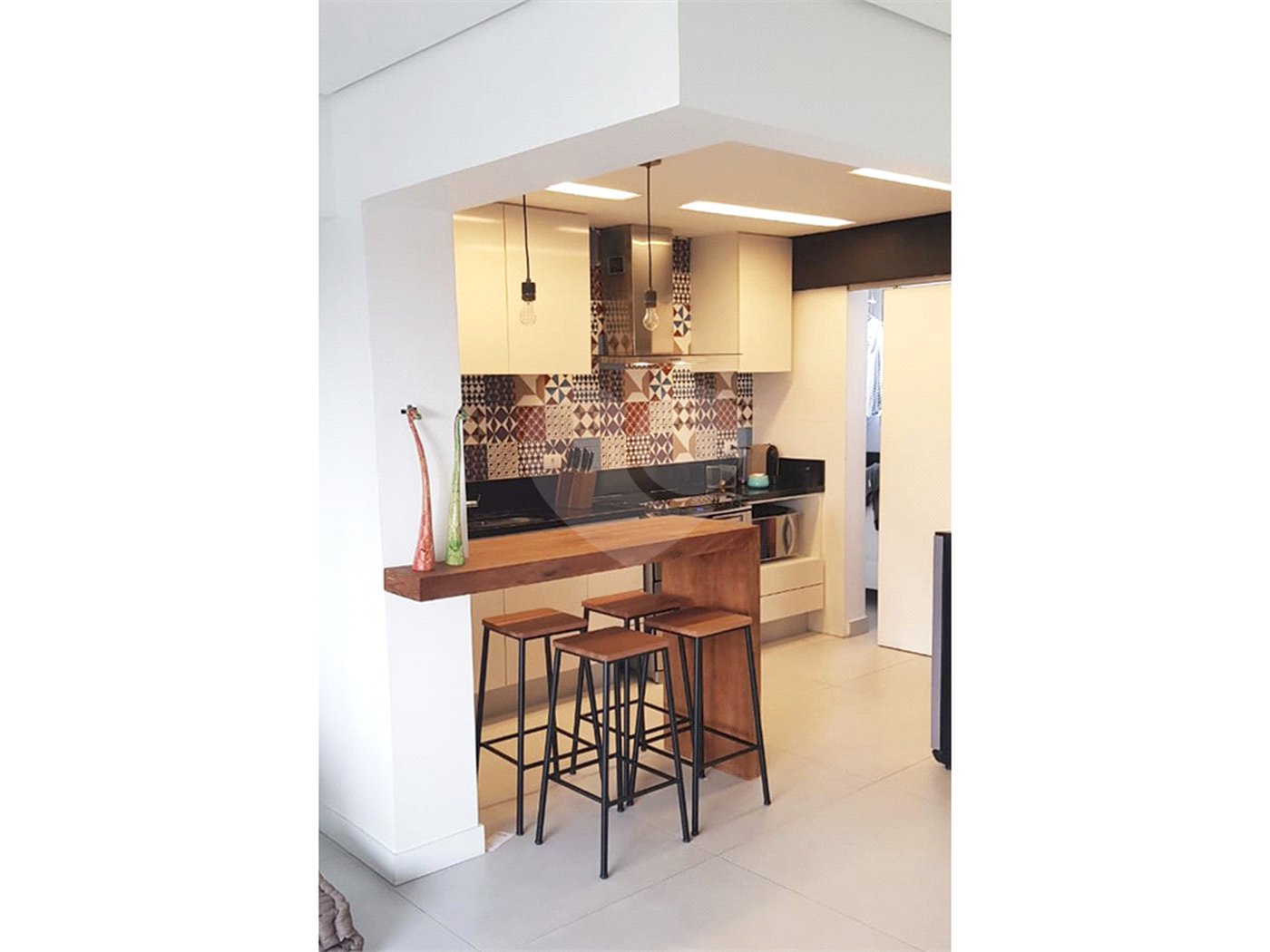Apartamento à venda com 3 quartos, sendo 1 suíte, em Moema, São Paulo, SP