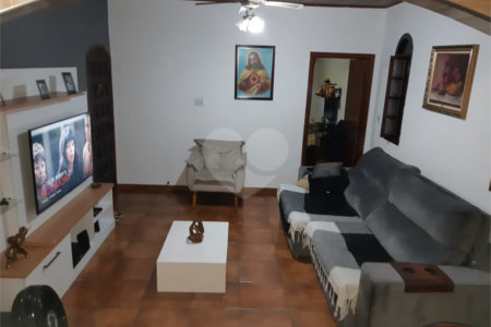 Casa Térrea à venda com 3 suítes em Vila Mazzei, São Paulo, SP