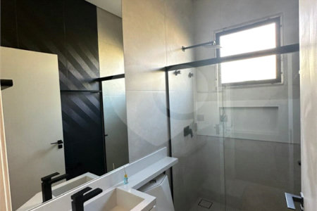 Casa à venda com 4 suítes no condomínio Granja Anita, Mogi das Cruzes - SP