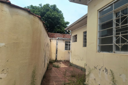 Casa à venda com 4 quartos, sendo 1 suíte, no Centro, Araraquara, SP