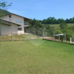 Chácara à venda com 4 quartos, sendo 2 suítes,  em Batatuba, Piracaia, SP