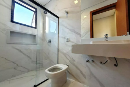 Casa à venda com 5 quartos, sendo 4 suítes,  no condomínio Alphaville Nova Esplanada 3, Votorantim - SP
