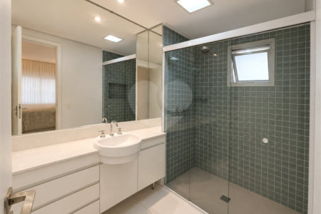 Apartamento à venda com 3 suítes em Campo Belo, São Paulo, SP