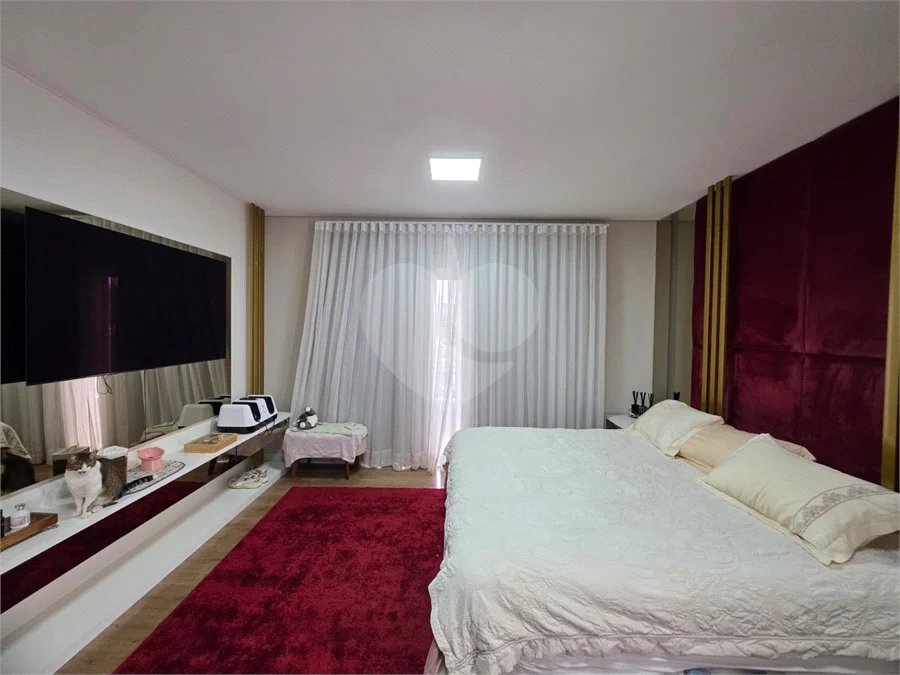 Casa à venda com 3 quartos, sendo 1 suíte,  no condomínio Santa Isabel I, Louveira - SP