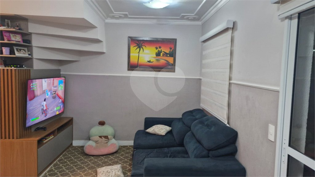 Casa à venda com 3 quartos, sendo 1 suíte,  no condomínio Moradas do Horto, São Paulo - SP