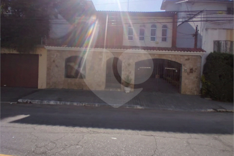 Sobrado à venda com 4 quartos, sendo 2 suítes, em Tremembé, São Paulo, SP