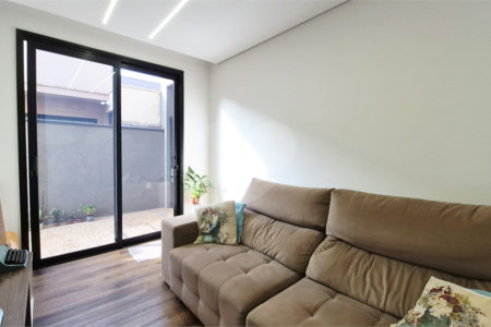 Casa à venda com 3 quartos, sendo 1 suíte, no condomínio Portal da Mata Rp, Ribeirão Preto - SP