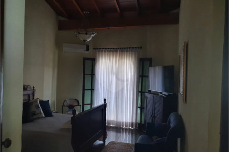 Casa à venda com 4 quartos, sendo 2 suítes,  em Mogi Moderno, Mogi das Cruzes, SP