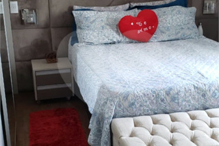 Apartamento à venda com 3 quartos, sendo 1 suíte,  em Vila Suissa, Mogi das Cruzes, SP