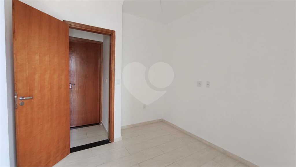Casa à venda com 2 suítes no condomínio Residencial Paranaguá, São Paulo - SP