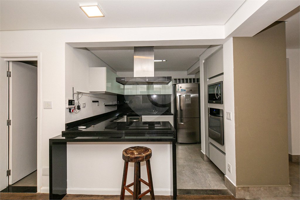 Casa à venda com 3 quartos, sendo 1 suíte, em Campo Belo, São Paulo, SP