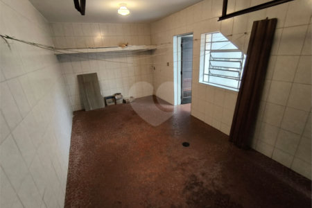 Sobrado à venda com 5 quartos, sendo 1 suíte, em Jardim Trussardi, São Paulo, SP