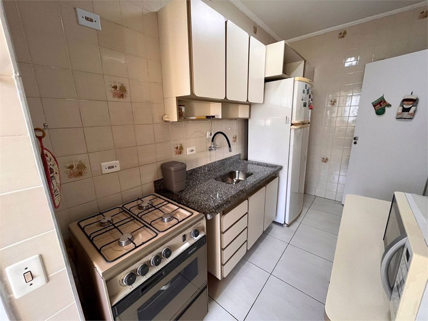 Apartamento à venda, 93 m² por R$ 350.000,00 - Enseada - Guarujá/SP