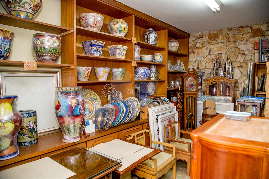 Casa à venda com 7 quartos, sendo 1 suíte, em Jardim Paulistano, São Paulo, SP