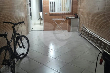 Casa à venda com 3 quartos, sendo 1 suíte, em Jardim Popular, São Paulo, SP
