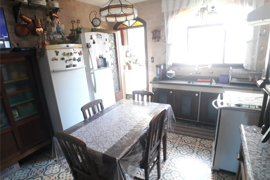 Casa Térrea à venda com 6 quartos, sendo 2 suítes, em Limão, São Paulo, SP