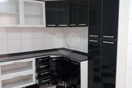 Sobrado à venda com 3 quartos, sendo 1 suíte, em Vila Mariza Mazzei, São Paulo, SP