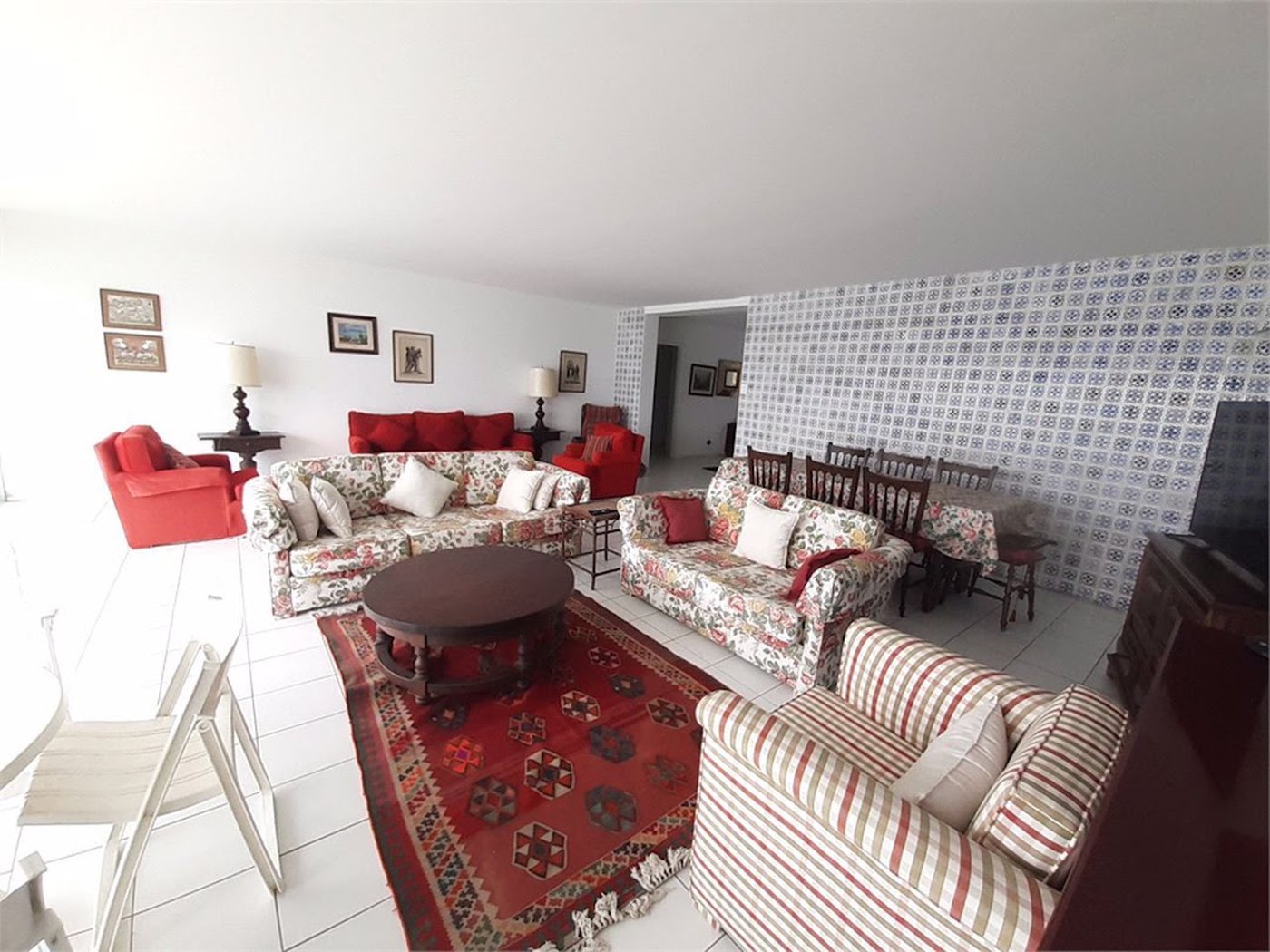 Apartamento Residencial à venda, Pitangueiras, Guarujá - AP0163.