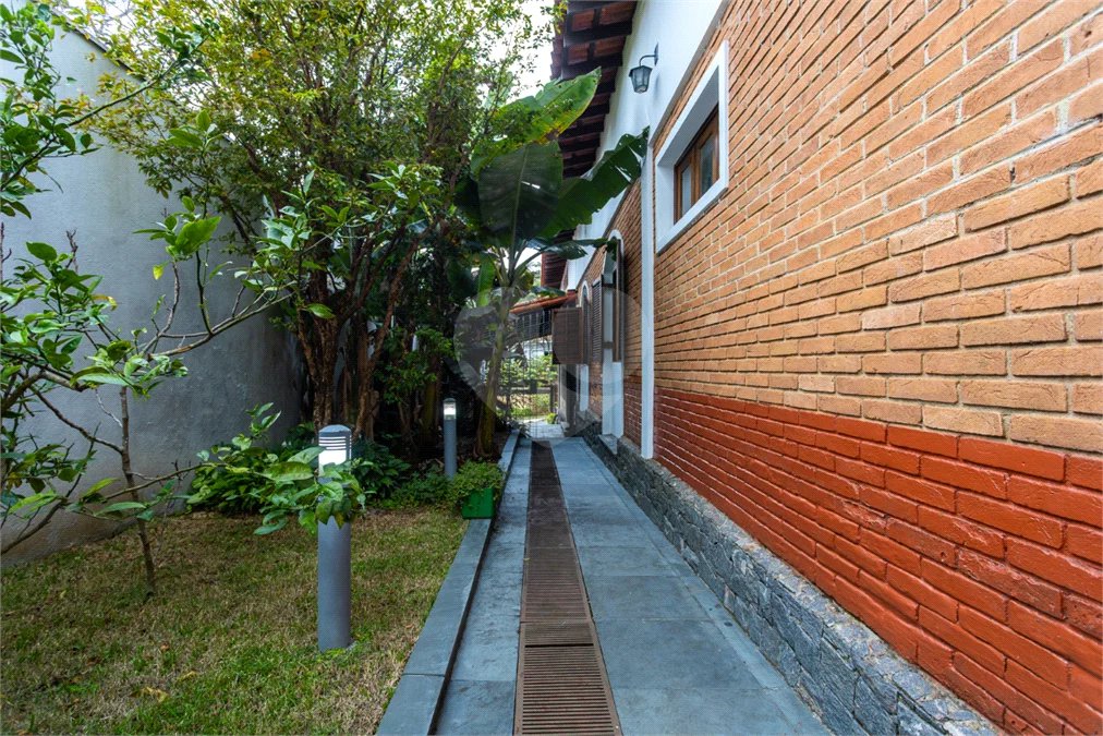 Casa Térrea à venda com 3 quartos, sendo 2 suítes, em Jardim Marajoara, São Paulo, SP