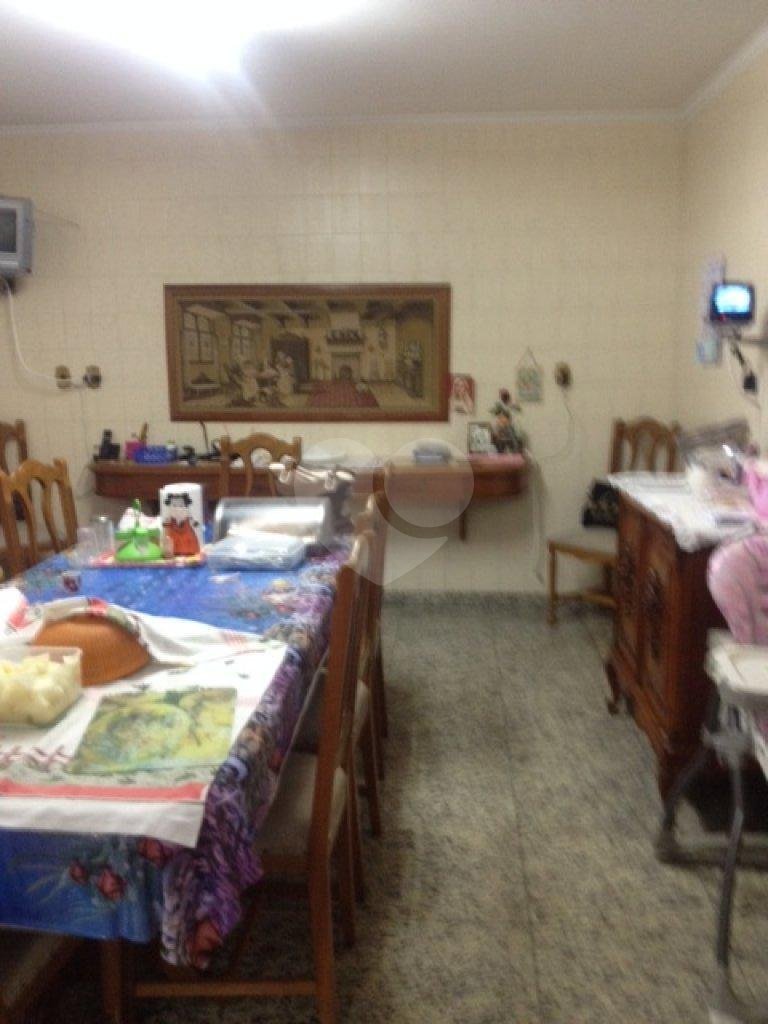 Casa à venda com 4 quartos, sendo 3 suítes, em Vila Paiva, São Paulo, SP
